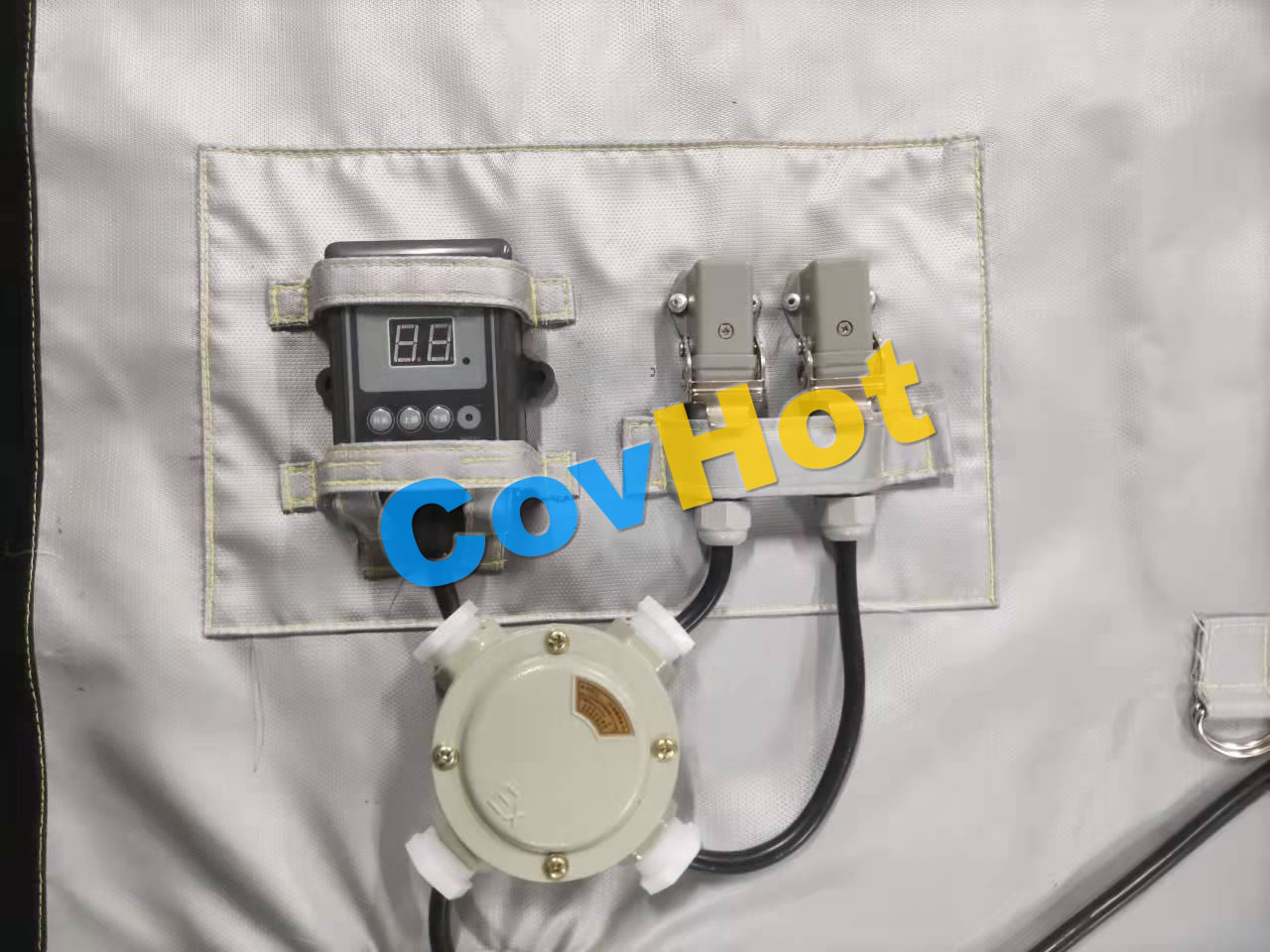 電伴熱<a href=http://www.srxzlg.com/e/tags/?tagname=%E4%BF%9D%E6%B8%A9%E5%A5%97 target=_blank class=infotextkey>保溫套</a>